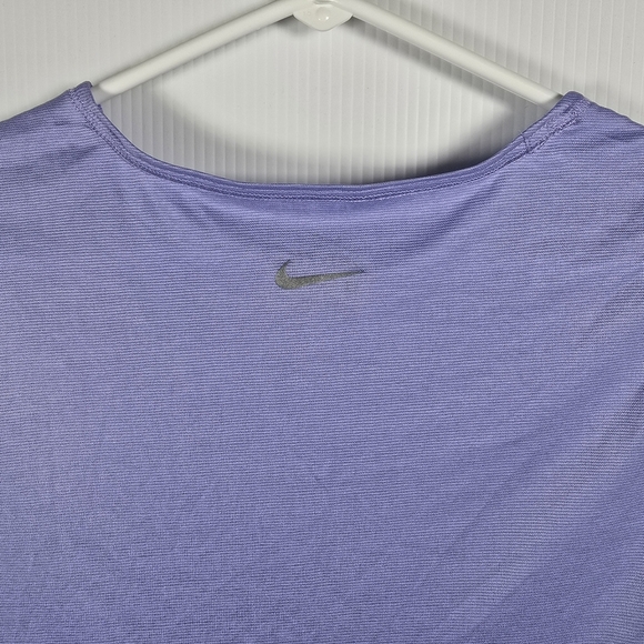 NWOT Nike Dri Fit Purple Just Do It T-Shirt Womens M Purple Faint Stripe Scoop - Picture 10 of 15